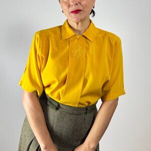 Vintage YVES ST. CLAIR Mustard Yellow Embroidered Short Sleeve Blouse - Size L